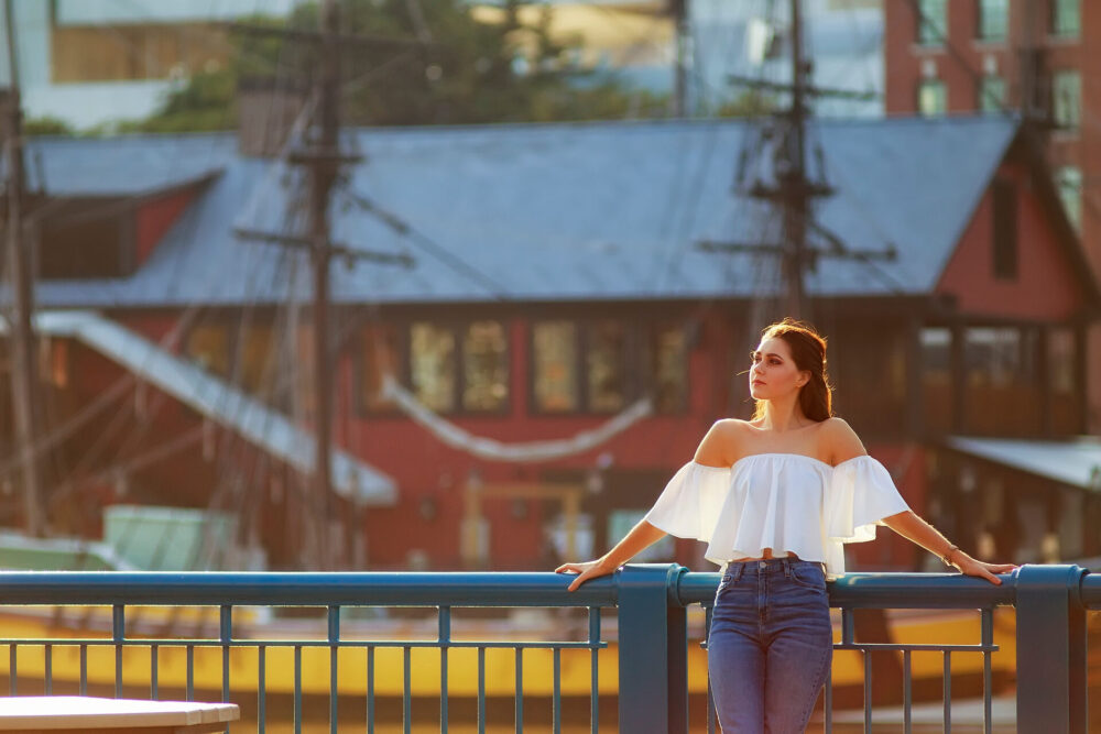 Girl enjoying Boston after cross-country moving