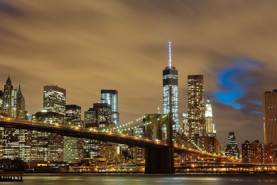 Brooklyn bridge and city skyline