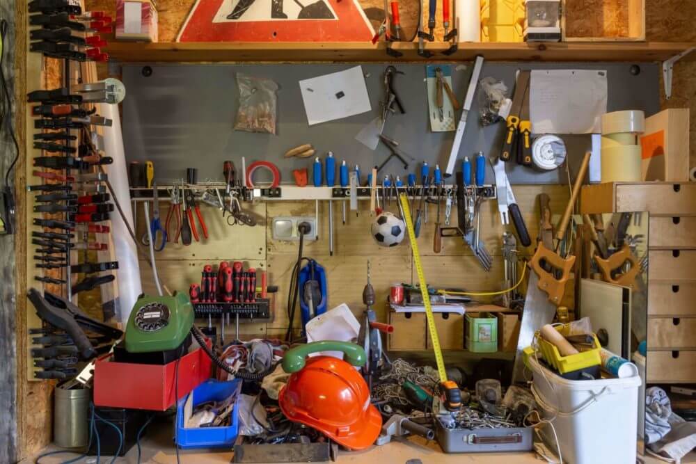 Working area with tools