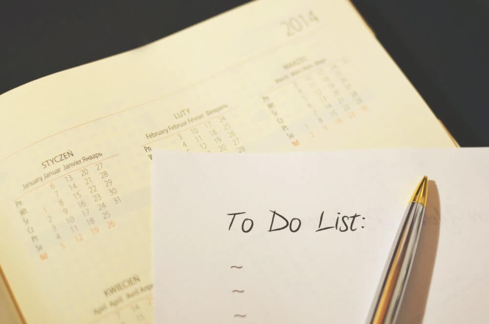 Pen and calendar checklist