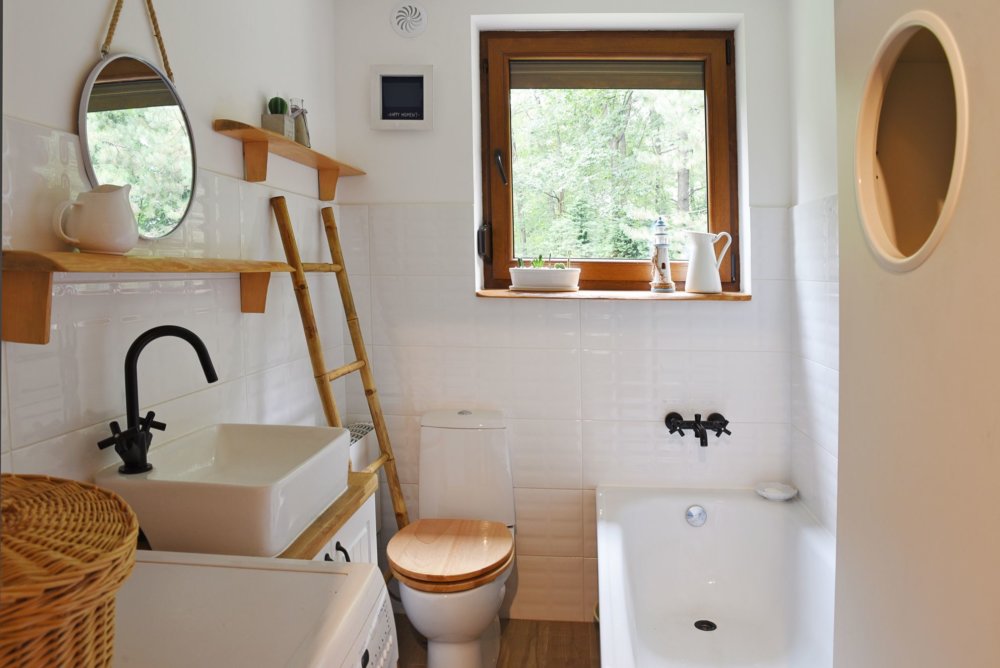 Bathroom in natural tones