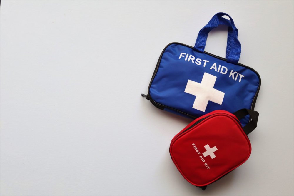 Prepared first aid kits for cross-country movers