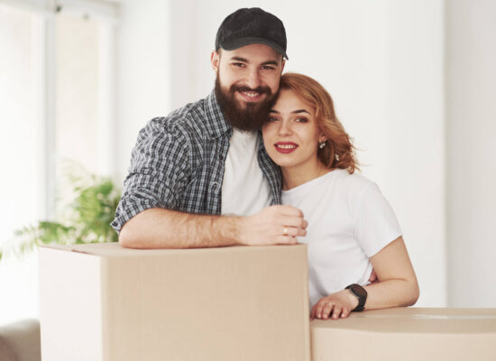 Seamlessly Merging Lives – The Ultimate Guide to Moving in Together with Ease