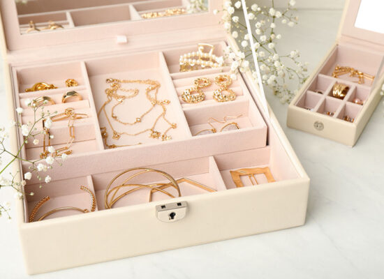 How to Pack Jewelry for Moving Across the US